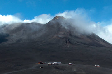 ESCURSIONE ETNA TREMILA